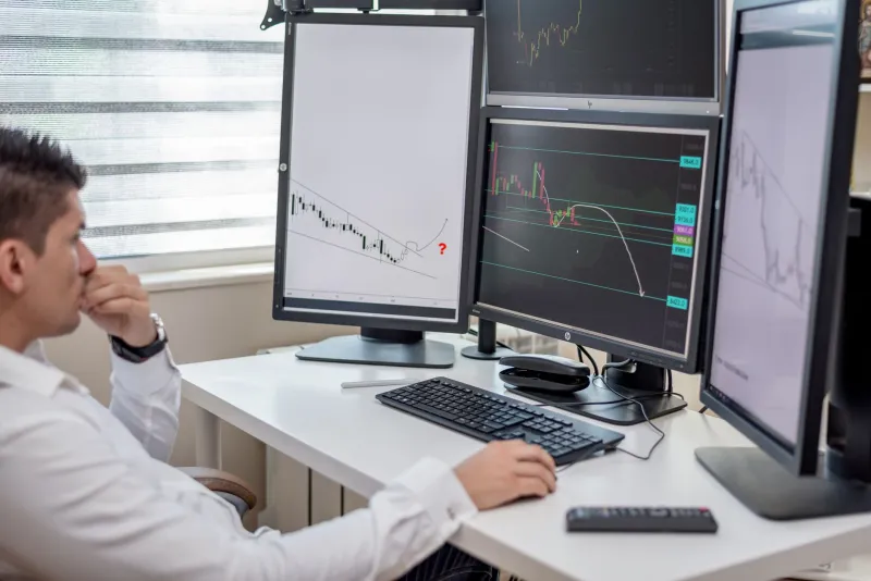 The Dashboard Debt Crisis: How Report Proliferation Quietly Paralyzes Your Organization